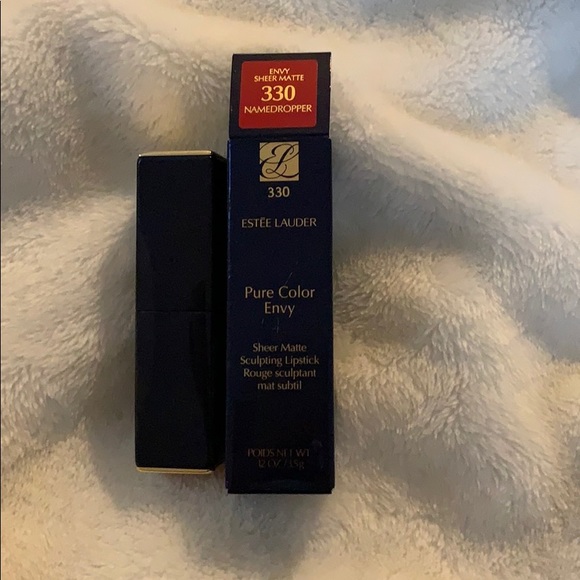 Estée Lauder Pure Color Envy Matte Lipstick - Picture 3 of 5